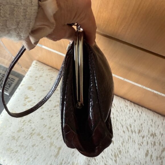 Pre-Loved Brown's Couture Leather Crocodile Print Granny Purse - Picture 7 of 8